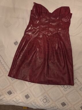 Strapless Burgundy Faux-Croc Mini Dress